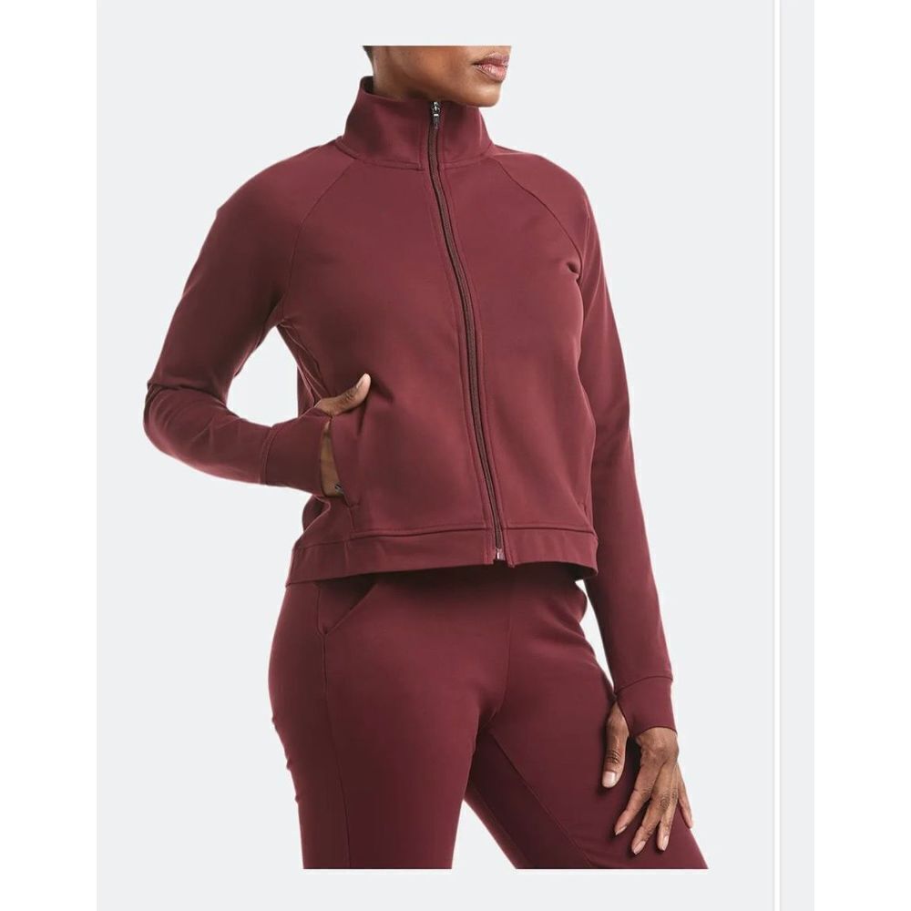 Public Rec All Day Jacket. Nwt. Size Medium. Maroon